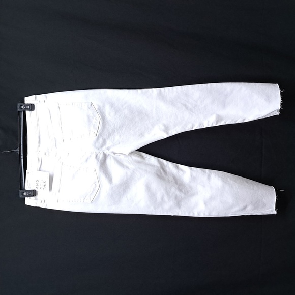 And Now This Women's Perfect Skinny Exposed Button Skinny Jeans - White - Picture 3 of 12